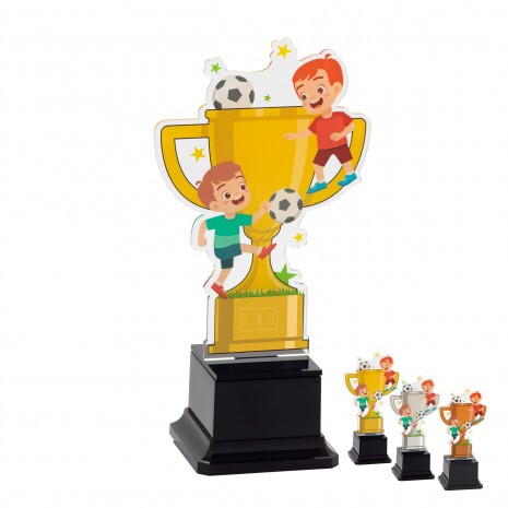 Fußballjungen Kids-Acrylpokal C