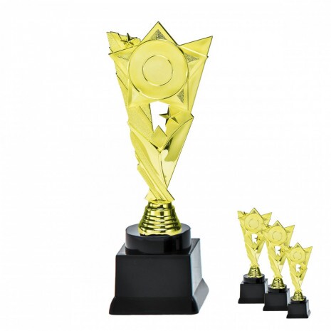 Allgemein auf schwarzem Blocksockel