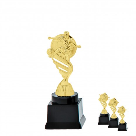 Fußballthema auf schwarzem Blocksockel