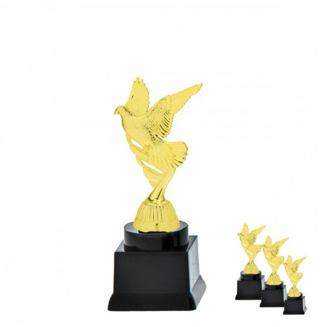 Taube (groß) auf schwarzem Blocksockel