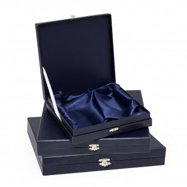 Geschenkbox in Blau für Zierteller