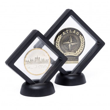 Medaillenhalter, Schwarz