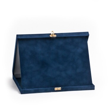 Plüschplakettenbox in Blau