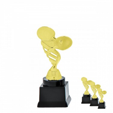 Tischtennis auf schwarzem Blocksockel